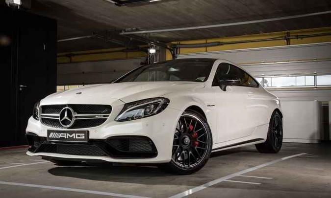 Mercedes-AMG C 63 S Coupé(foto: Malagrine/Mercedes-Benz Divulgação) Mercedes-AMG C 63 S Coupé(foto: Malagrine/Mercedes-Benz Divulgação)