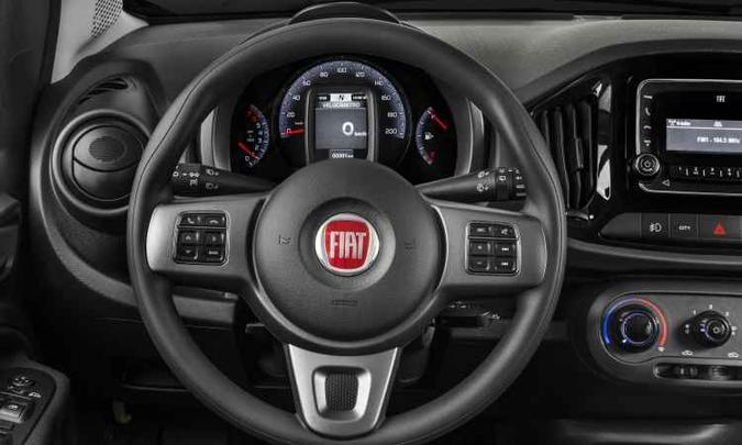 A direção agora tem assistência elétrica de série(foto: Fiat/Divulgação) A direção agora tem assistência elétrica de série(foto: Fiat/Divulgação)
