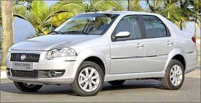 Siena ELX � �nico que tem apoios de cabe�a para todos os ocupantes(foto: Sanzio Mello/Fiat/Divulga��o - 29/10/07)