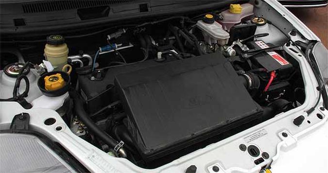 O motor 1.6 tem potência até 107 cv(foto: Marlos Ney Vidal/EM/D. A Press) O motor 1.6 tem potência até 107 cv(foto: Marlos Ney Vidal/EM/D. A Press)