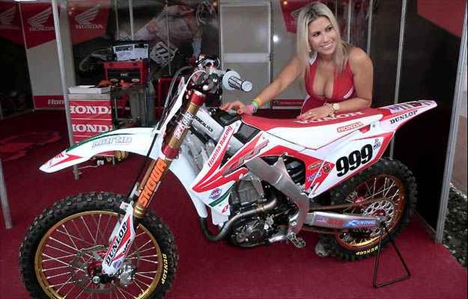 A Honda do português Rui Gonçalves com nova decoração A Honda do português Rui Gonçalves com nova decoração