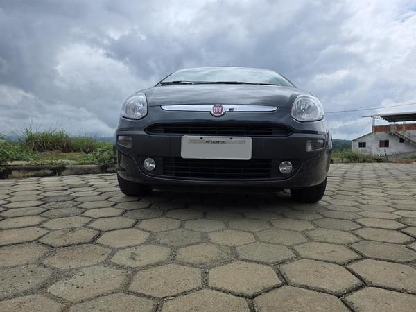 Fiat Punto Attractive 1.4 Fire Flex 8v 5p 2013 R$ 44.000,00 MG VRUM