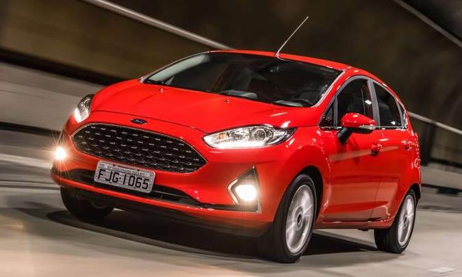 Ford Fiesta passou por discreta reestilização e manteve o câmbio PowerShift(foto: Pedro Bicudo/Ford/Divulgação) Ford Fiesta passou por discreta reestilização e manteve o câmbio PowerShift(foto: Pedro Bicudo/Ford/Divulgação)