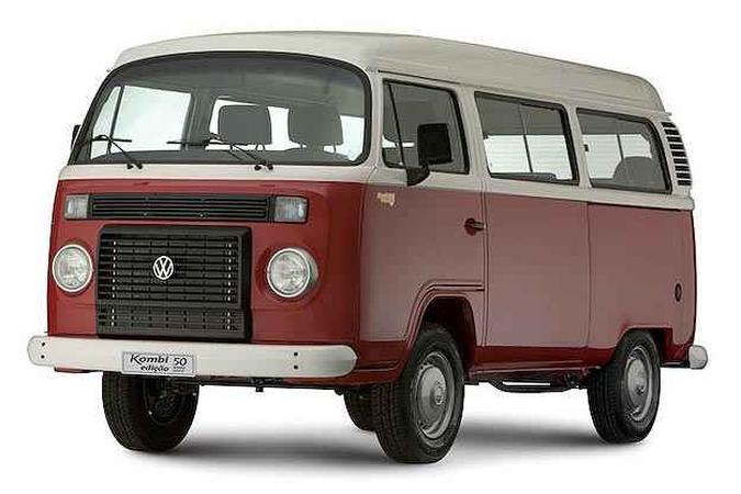 Em 2007 a Kombi ganhou uma série especial dos 50 anos no Brasil(foto: Volkswagen/Divulgação) Em 2007 a Kombi ganhou uma série especial dos 50 anos no Brasil(foto: Volkswagen/Divulgação)