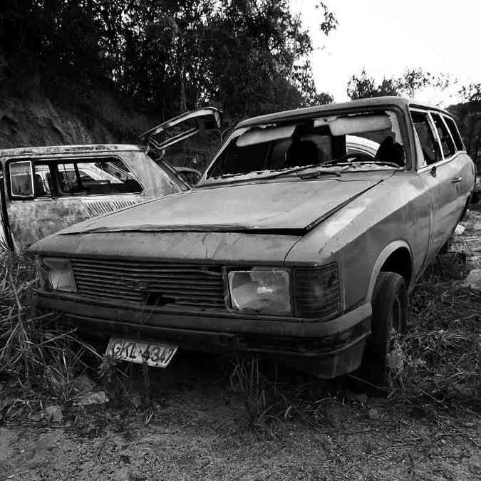 Chevrolet Caravan, com VW Variant ao fundo(foto: Gladyston Rodrigues/EM/D.A Press)