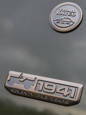 Emblemas estampam carroceria(foto: Divulgação/Jeep) Emblemas estampam carroceria(foto: Divulgação/Jeep)