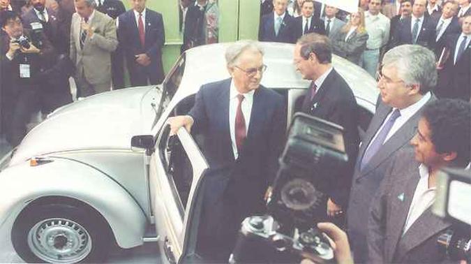 O ent�o presidente Itamar Franco no relan�amento do Fusca, em 1993(foto: Ag�ncia Estado)