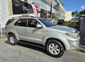 Toyota Hilux Sw4 Srv D4-d 4x4 3.0 Tdi Dies. Aut em Belo Horizonte, MG valor de R$ 105.800,00 no Vrum