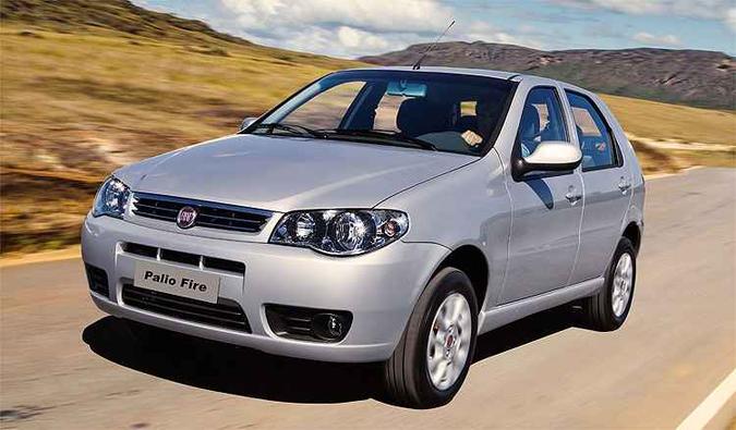 FIAT PALIO lidera no Distrito Federal, Mato Grosso, Mato Grosso do Sul, Alagoas, Bahia, Ceará, Maranhão, Paraíba, Piauí, Rio Grande do Norte, Acre, Amazonas e Santa Catarina(foto: Fiat/Divulgação) FIAT PALIO lidera no Distrito Federal, Mato Grosso, Mato Grosso do Sul, Alagoas, Bahia, Ceará, Maranhão, Paraíba, Piauí, Rio Grande do Norte, Acre, Amazonas e Santa Catarina(foto: Fiat/Divulgação)
