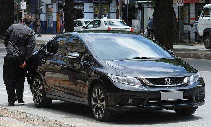 Honda Civic, Toyota Corolla, Chevrolet Cruze e Ford Focus Sedan podem ser uberBlack(foto: Jair Amaral/EM/D.A Press) Honda Civic, Toyota Corolla, Chevrolet Cruze e Ford Focus Sedan podem ser uberBlack(foto: Jair Amaral/EM/D.A Press)