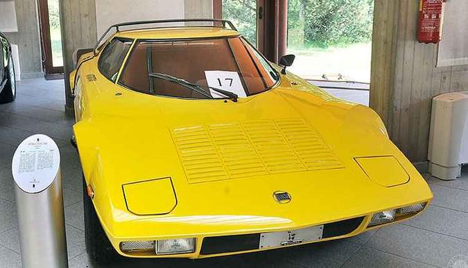 Lancia Stratos, um clássico do design italiano (foto: Reprodução/Sivag.com) Lancia Stratos, um clássico do design italiano (foto: Reprodução/Sivag.com)