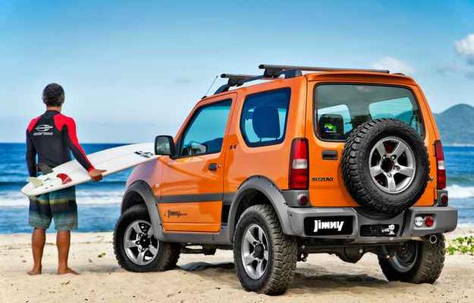 Suzuki lança a Jimny 4 Sport 2015 por R$ 64.990 - Vrum