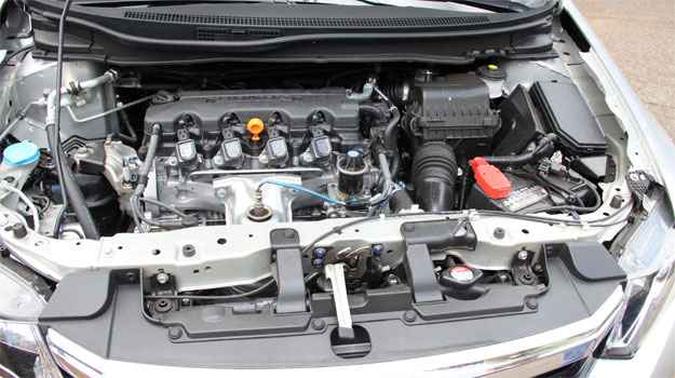 Motor 1.8 16V rende 140cv com etanol(foto: Marlos Ney Vidal/EM/D.A Press) Motor 1.8 16V rende 140cv com etanol(foto: Marlos Ney Vidal/EM/D.A Press)