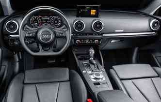Pacote tecnolgico do A3 conta com painel digital de 12 polegadas(foto: Audi / Divulgao)