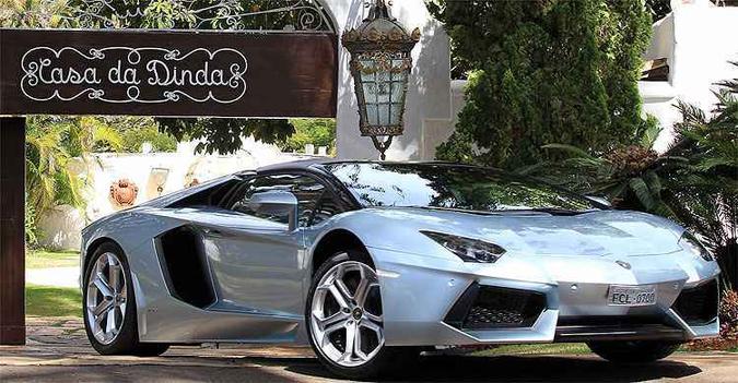 Lamborghini Aventador LP 700-4 Roadster é avaliado em R$ 3,9 milhões(foto: Cristiano Mariz/Veja) Lamborghini Aventador LP 700-4 Roadster é avaliado em R$ 3,9 milhões(foto: Cristiano Mariz/Veja)
