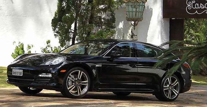 Porsche Panamera S é avaliado em R$ 719 mil (foto: Cristiano Mariz/Veja) Porsche Panamera S é avaliado em R$ 719 mil (foto: Cristiano Mariz/Veja)