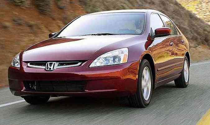Accord envolvido  ano/modelo 2003, com fabricao entre julho de 2001 e outubro do ano seguinte(foto: Honda/Divulgao)