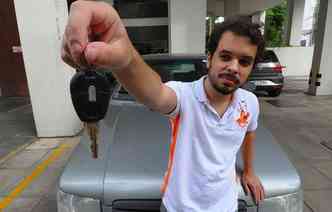 Gabriel Freitas est decido em trocar de carro, mas ainda no escolheu seu novo possante (foto: Joo Velozo/Esp. DP)