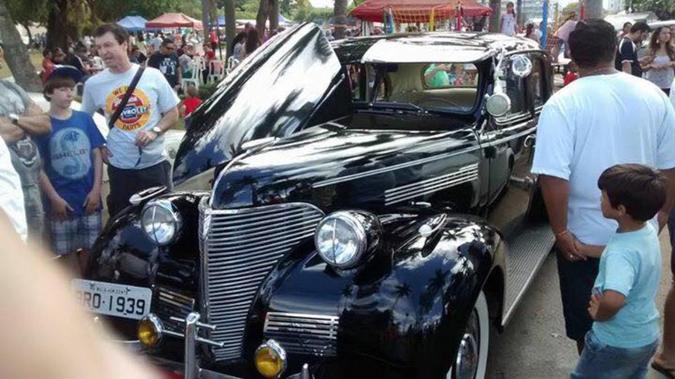 Encontro de Carros Antigos em Sete Lagoas Gisele Goulart/Divulgação Encontro de Carros Antigos em Sete Lagoas Gisele Goulart/Divulgação