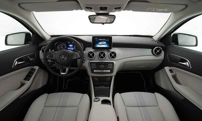 No interior não foram feitas modificações significativas, mas o padrão de qualidade foi mantido(foto: Malagrine Estúdio/Mercedes-Benz/Divulgação) No interior não foram feitas modificações significativas, mas o padrão de qualidade foi mantido(foto: Malagrine Estúdio/Mercedes-Benz/Divulgação)