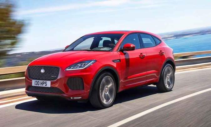 Utilitário-esportivo tem linhas modernas que lembram o F-Type, com formas robustas e aerodinâmicas...(foto: Jaguar/Divulgação) Utilitário-esportivo tem linhas modernas que lembram o F-Type, com formas robustas e aerodinâmicas...(foto: Jaguar/Divulgação)