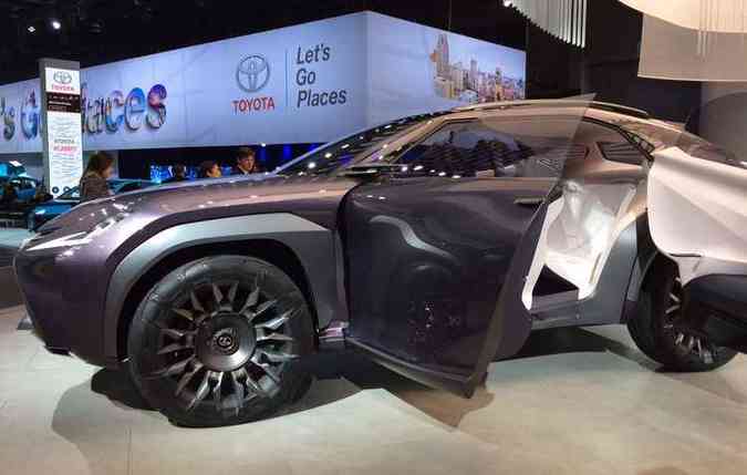 Lexus UX Concept foi apresentado ano passado no Salo de Paris sem muitas informaes(foto: Taciana Ges/DP)
