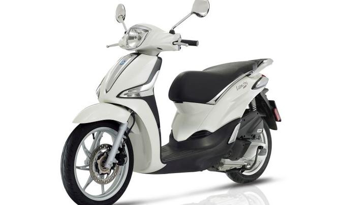 Liberty 150: roda dianteira aro 16 polegadas e motor com arrefecimento a ar(foto: Piaggio/Divulgação) Liberty 150: roda dianteira aro 16 polegadas e motor com arrefecimento a ar(foto: Piaggio/Divulgação)