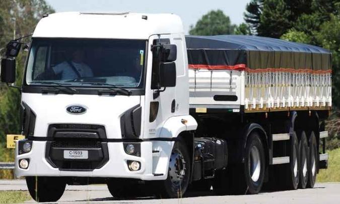 Cargo 1933T Torqshift tem caixa específica de 16 velocidades e duas marcha à ré(foto: Ford/Divulgação) Cargo 1933T Torqshift tem caixa específica de 16 velocidades e duas marcha à ré(foto: Ford/Divulgação)