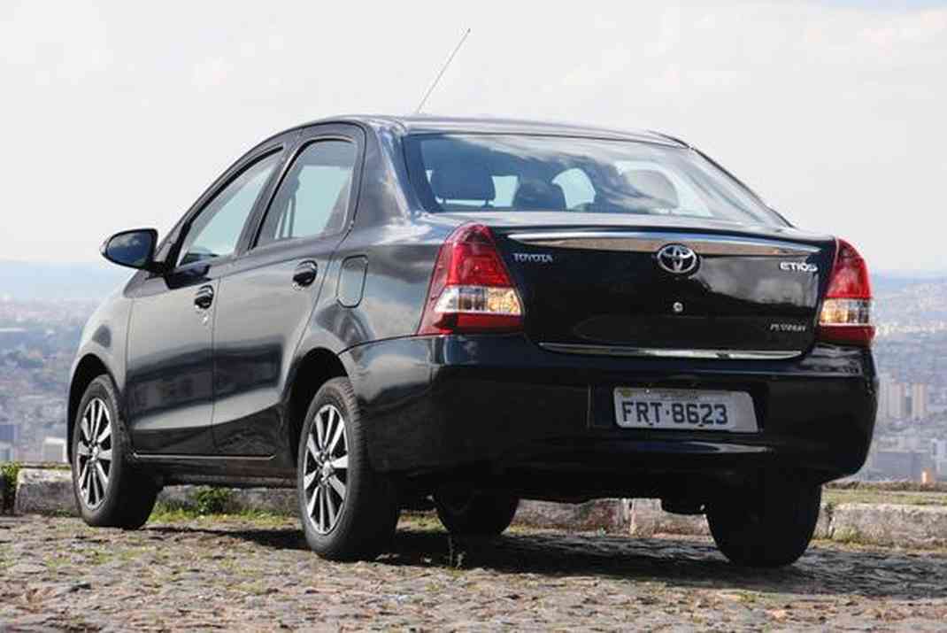 Toyota Etios Sedan Platinum Vrum