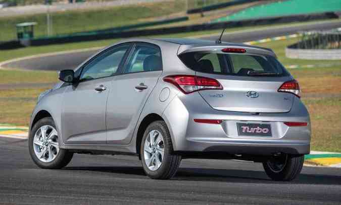 nica diferena no visual  a presena do logotipo Turbo na traseira(foto: Hyundai/Divulgao)