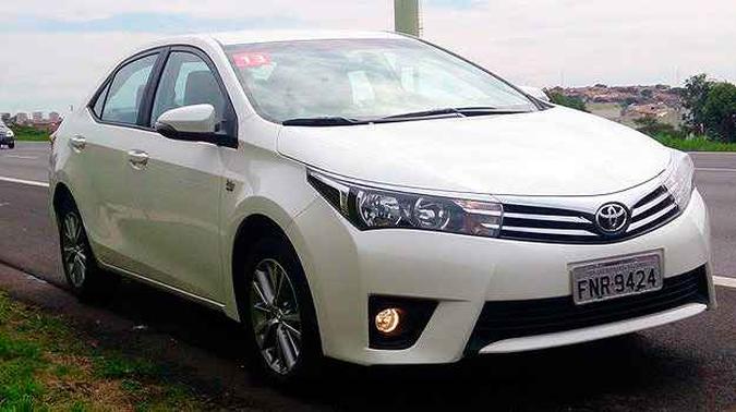 Corolla 2015 chega com dois grandes apelos: apar�ncia e c�mbio(foto: Marcello Oliveira/EM/D.A Press)