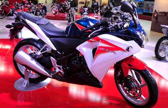 A Honda CBR 250R � a aposta da montadora para o mercado de pequenas esportivas