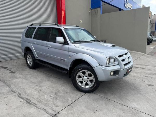 Mitsubishi Pajero Sport 3.5 V6 Flex 4x4 Aut. 2010 R$ 59.900,00 MG VRUM