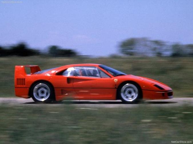 Ferrari F40 é uma edição comemorativa dos 40 anos da ScuderiaFerrari/Divulgação Ferrari F40 é uma edição comemorativa dos 40 anos da ScuderiaFerrari/Divulgação