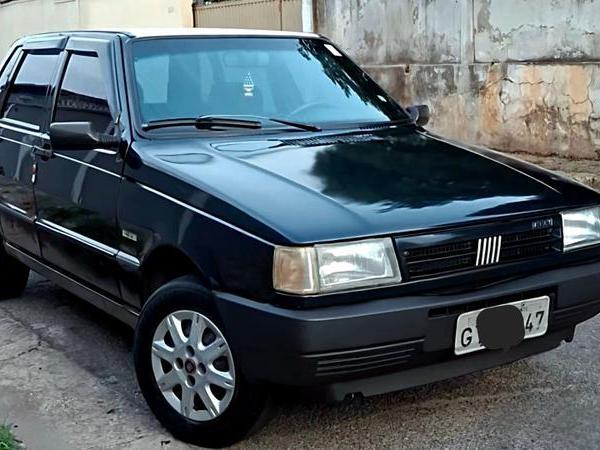Fiat Uno Mille Ep 2p e 4p 1996 R$ 15.900,00 MG VRUM