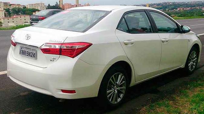 Vers�o que dever� ser a mais vendida,Corolla XEi custa R$ 79,9 mil(foto: Marcello Oliveira/EM/D.A Press)