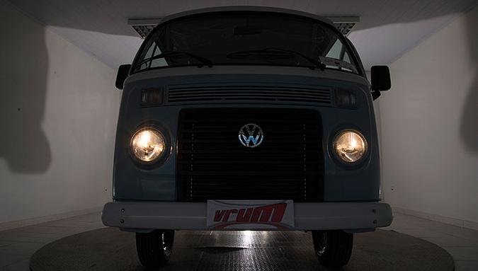 FIM DE LNIHA - Kombi se despede de produção em 2013(foto: Thiago Ventura/EM/D.A Press) FIM DE LNIHA - Kombi se despede de produção em 2013(foto: Thiago Ventura/EM/D.A Press)