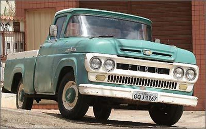 Modelo 1967 ainda est� na ativa, confirmando a voca��o para o trabalho do Rancheiro