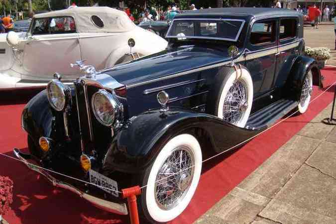 Packard 1931 encarroado pela firma francesa Saoutchik(foto: Bruno Freitas/EM/D.A Press)