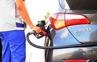 Gasolina fica sendo vendida por R$ 3,90 (foto: Joao Velozo/ ESp. DP/ D. A Pres)