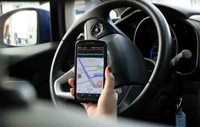 Waze e o Google Maps podem reduzir congestionamentos(foto: Joo Velozo/Esp DP)