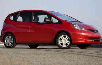 Alguns modelos comercializados entre 2009 e 2011 do Honda Fit foram atingidos pelo recall(foto: Honda / Divulgao)