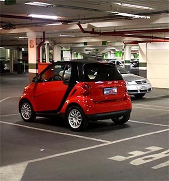 De todos, o Smart � o mais pr�tico, principalmente para manobras em estacionamentos e achar vagas para ele(foto: Marcello Oliveira/EM/D.A PRESS)