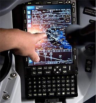 Equipamento funciona como uma central eletr�nica de informa��es