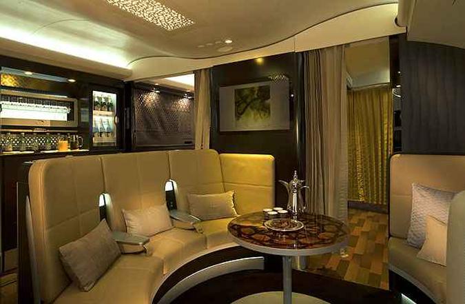 Passageiros da primeira classe têm acesso a um lobby exclusivo(foto: Etihad/Divulgação) Passageiros da primeira classe têm acesso a um lobby exclusivo(foto: Etihad/Divulgação)