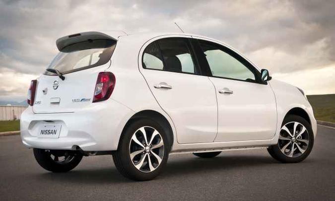 Versões equipadas com o CVT Xtronic tem acréscimo de R$ 4.800 em média(foto: Nissan/Divulgação ) Versões equipadas com o CVT Xtronic tem acréscimo de R$ 4.800 em média(foto: Nissan/Divulgação )