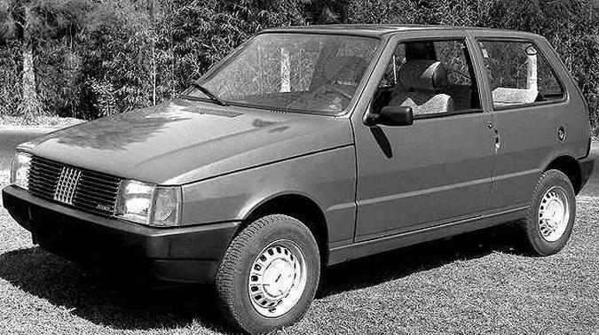 Compacto foi lançado em 1984 para substituir o 147(foto: Fiat/Divulgação) Compacto foi lançado em 1984 para substituir o 147(foto: Fiat/Divulgação)