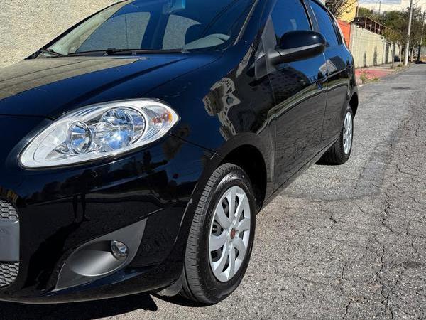Fiat Palio Attractive 1.0 Evo Fire Flex 8v 5p 2014 R$ 64.500,00 MG VRUM