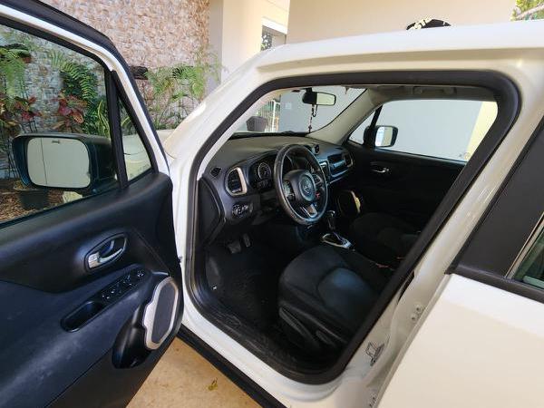 Jeep Renegade Sport 1.8 4x2 Flex 16v Aut.