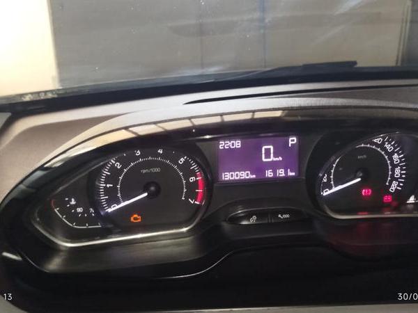 Peugeot 208 Active Pack 1.6 Flex 16v 5p Aut. 2015 R$ 37.000,00 MG VRUM